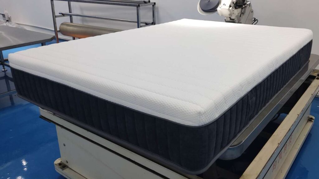 Hybrid Pocket Spring Mattress (1)