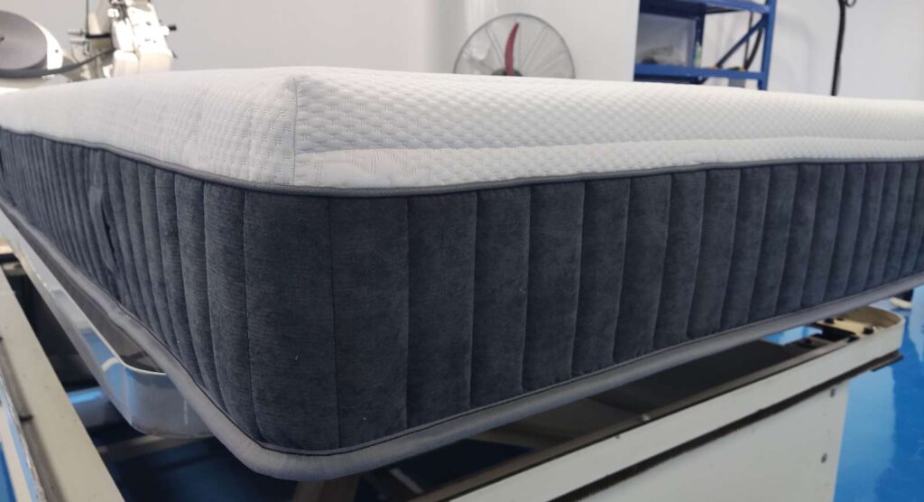 Hybrid Pocket Spring Mattress (2)